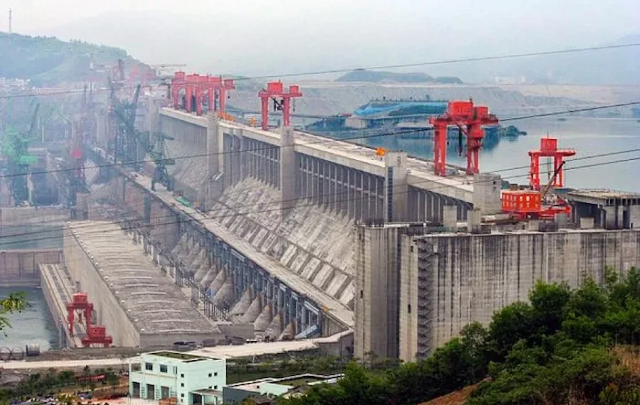 China’s Mega Dam on Yarlung Zangbo