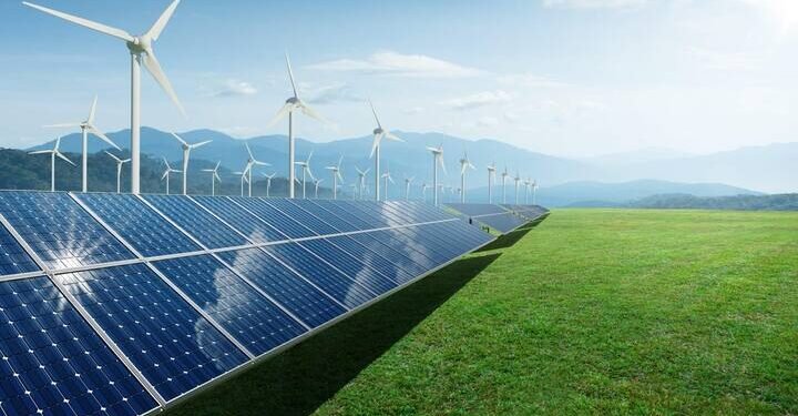 India Sets Clean Energy Record: 236 TWh from Renewables in 2025