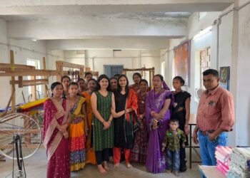 Habaspuri handloom weaving in Habaspur village Odisha